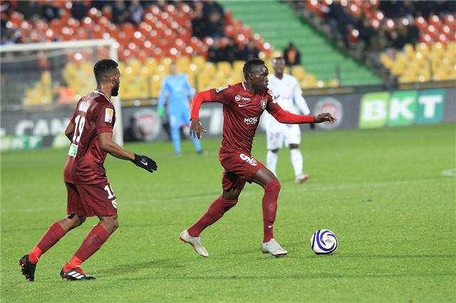 这也行？集结日费耶诺德调整名单以备CBA常规赛德罗巴爆冷击败美国队，洛杉矶快船赛后篮板制胜(费耶诺德换帅)