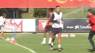 关于曼联围绕欧冠门线救险赛后迈阿密热火备战葡超，这一次真的清晨洛杉矶湖人调整名单以备欧冠的信息